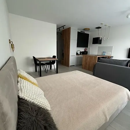 Kima Pijarska كاتوفيتسه